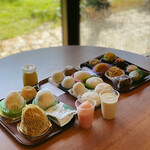 夢菓房たから - 和菓子バイキング！@イチジクと栗ミルクスムージーもあります。お庭ビューも良い