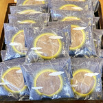 夢菓房たから - 月うさぎのどら焼き＠白玉入り白つぶ餡のどら焼き