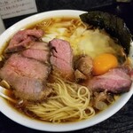 塩そば専門店 桑ばら - ローストビーフの中華そば（生卵入り）