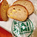 ブーランジュリ アイミ - 低糖質パン（チーズ）