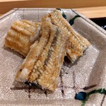 勢麟 - 先ずは白焼きで。香木のように香り高い、皮がパリパリ、身はふっくら、脂がスッと消えていく。
