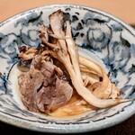 日本料理FUJI - でっかい天然舞茸に大井川水系の天然鼈。薄味で炊かれているのに泥臭さのない鼈にはいつも驚く。食べごたえは獣ですね。