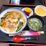麺どころ　かとう - 親子丼