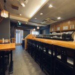 Yanagi Zushi - 店内　カウンター席側