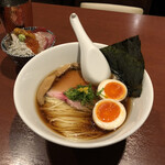 酒肴場 屯 - 津軽煮干し中華そば¥850、海鮮丼¥500