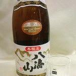 福来屋酒店 - 八海山本醸造　１杯　３２０円