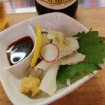 外呑・立呑・座呑処 新橋へそ - クジラのさえずり