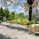 GOOD MORNING CAFE NOWADAYS - 動物がリアルなお店近くの大番児童遊園