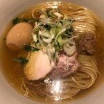 麺屋一燈 - 乾物・貝・鶏のらーめん