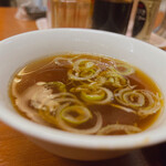 岡田屋製麺所 - チャーハンのスープ、旨い