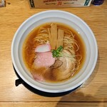 SHINASOBA 颯々樹 - 琥珀重ね中華そば 630円