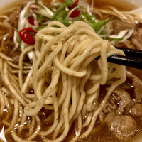 倶楽湾 - 自家製麺、歯応えあり