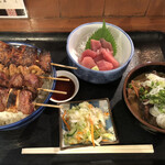 もつ焼き 稲垣 押上店 - 全員大将軍級です