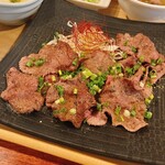 Gyuutan Natsu Hibachi - 