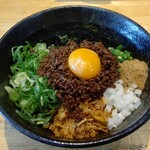 豚骨ラーメンとまぜそば 池めん - カレー台湾まぜそば(辛口、並)　１０００円