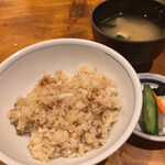 海の幸 鯛や - 鯛めしは店員さんが仕上げてくれます