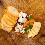 이탈리아산 치즈 4종 모듬