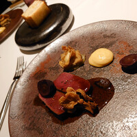 ラ ペ - 鳥取産 鹿肉･ブドウ