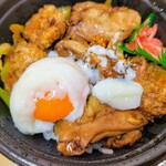 ほっともっと - 料理写真:月見焼き鳥つくね丼温玉のせ