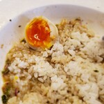 ざらいつ - 旨味を吸い込んだ飯がうまい！