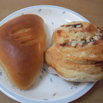 パンのオオムラ - アップルとシナモンロール