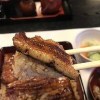 鰻割烹 伊豆栄 本店 - うな重竹４４００円。熱々ご飯は炊き具合も良く、ふっくら鰻ともピッタリで、とても美味しくいただきました（╹◡╹）