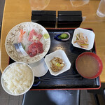 やま - さしみ定食　4点盛り