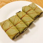 万松 - 燻し柿の葉寿司