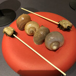 プレゼンテ スギ - ジャンボタニシ