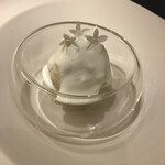 プレゼンテ スギ - ヤマドリタケのアイス　ヨーグルト掛け