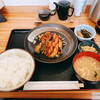 Monzennakachou Rakkyou - A＝カキと野菜のフライ、B＝さつま揚とこんぶ煮＆もやし玉子炒め　ごはん大盛り無料　800円