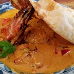 印度料理シタール - 香ばしい海老ちゃんの身が殻付きで入ってます