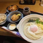 うどん日和 - 温玉ぶっかけうどん定食