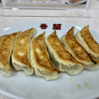 宇都宮駅でランチに使える餃子 ランキング 食べログ