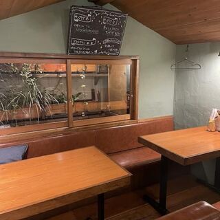 食堂 イヌワシ_1