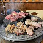 地鶏食堂じん. - 
