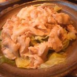 ダイニング味遊 - 雲仙もみじ豚とキャベツの酒蒸し
