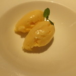 葡萄房 - バニラアイス