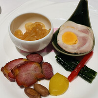 南園 - 前菜の盛り合わせ