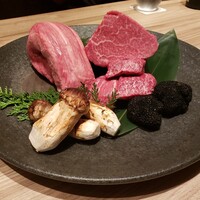 焼肉うしごろ 新宿三丁目店 - 
