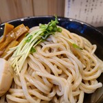 Kasu Ramen Momokichi - 麵のアップです。