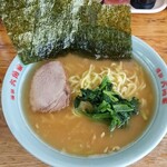 ラーメン六角家 - ラーメン中盛り。濃め多め ￥800