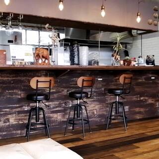 酒場食堂 ウスラ カスラ_2