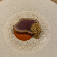 セミーナ - メジマグロ　パプリカソース