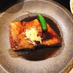 わらべ菜魚洞 - 白いトロ・オシツケ（2,300円＋あら汁定食セット550円）
