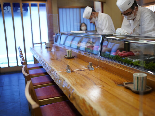 Yoshino Sushi Honten photo 4
