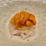 鮨 竜介 - 2021.9.  白海老と馬糞雲丹