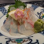 吉祥やまなか - 日本海の幸 旬魚の薄造り　魚は真鯛