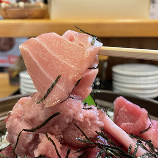 築地でおすすめの美味しい海鮮丼をご紹介 食べログ