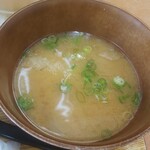 小さな食堂 ヒロ - みそ汁 ※ 拡大 (2021.10.08)